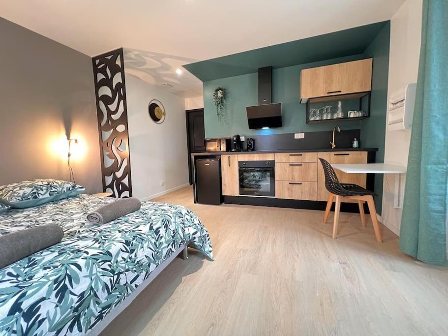 Apartment La Feuilleraie N2-standingappart-wifi-proche