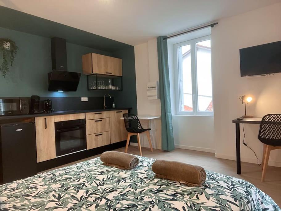 La Feuilleraie N2-standingappart-wifi-proche Appartement